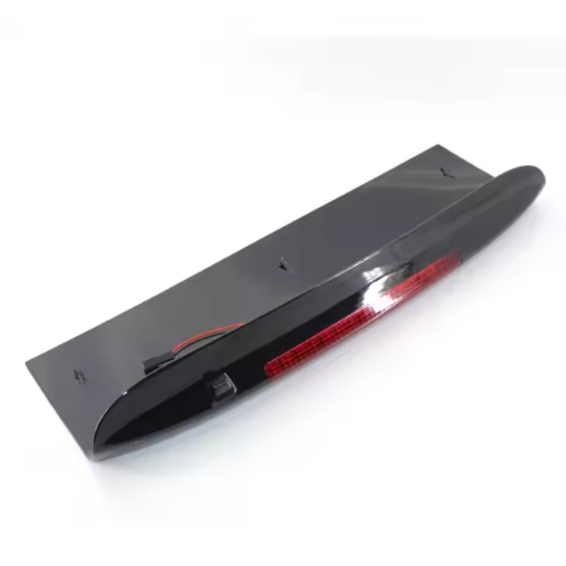 Land Rover High Mounted 3rd Third Brake Light Lamp XFG000062